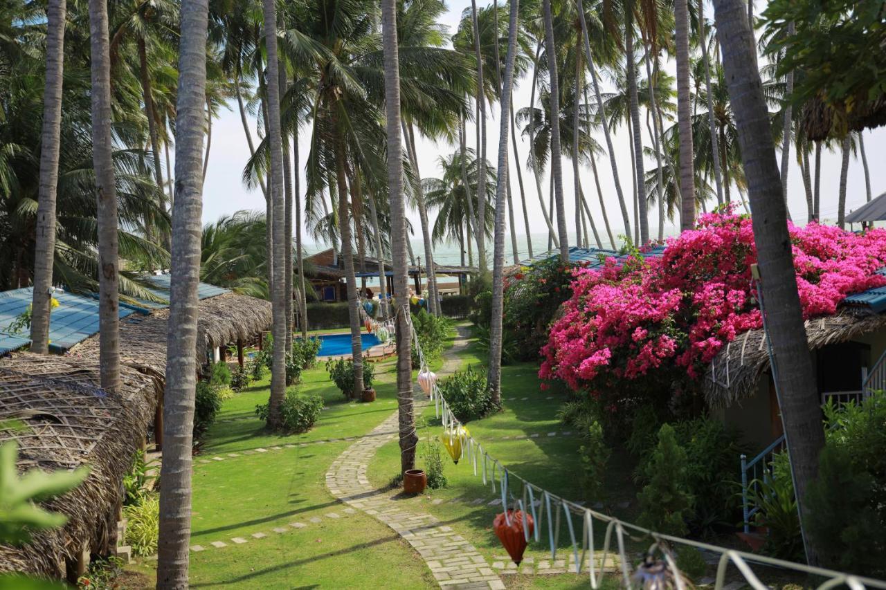 The Legend Coco Beach Mui Ne Exterior photo